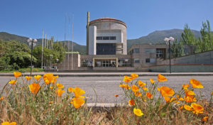 Frontis del Reactor Nuclear Experimental Chileno, RECH-2